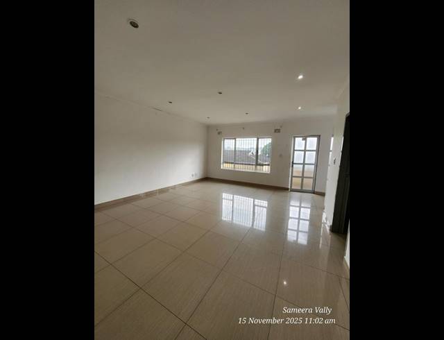 2 BEDROOM PROPERTY TO RENT IN OVERPORT